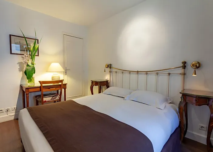 Atlantis Hotel 3*