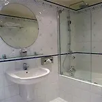 Atlantis Hotel 3*