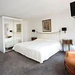 Atlantis Hotel